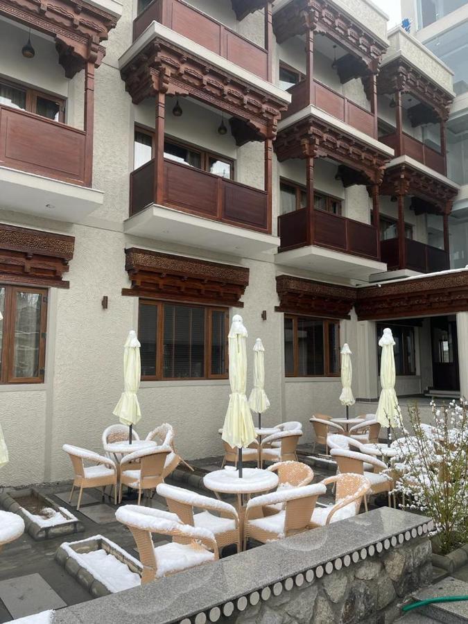 Ashoka Ladakh Hotel Leh Exterior photo