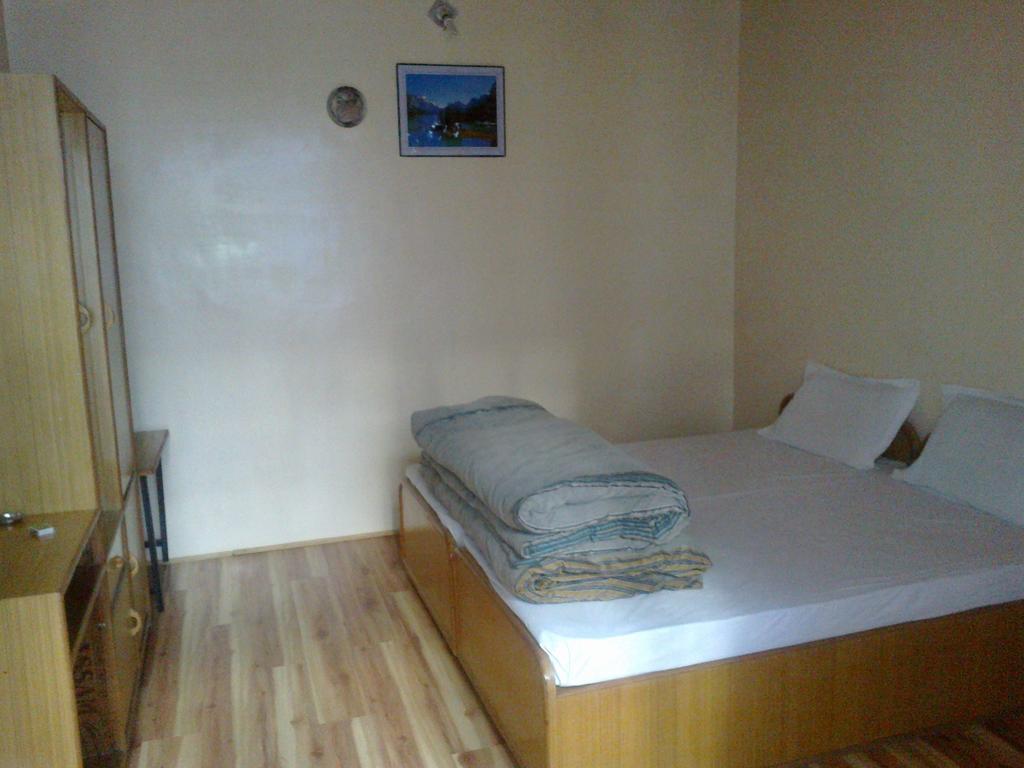 Ashoka Ladakh Hotel Leh Room photo